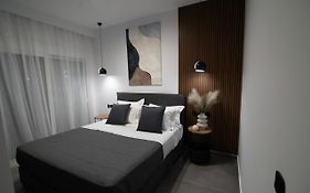 White House Project Vouliagmeni @1
